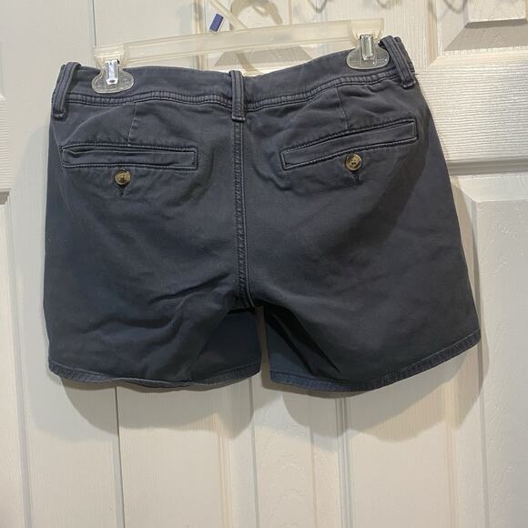 SUMMER SHORTS American Eagle Navy Blue Shorts Size US 2 MIDI Style Aeo Twill - Picture 3 of 5